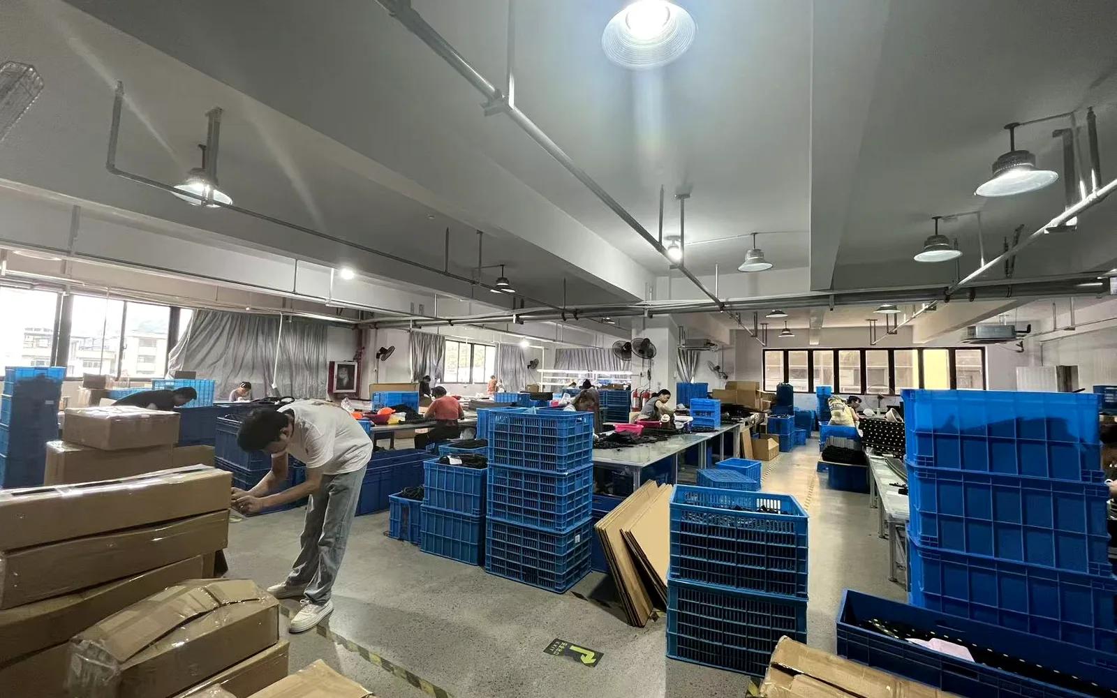 Inside the assembly shop: efficient carrier assembly and packing lines